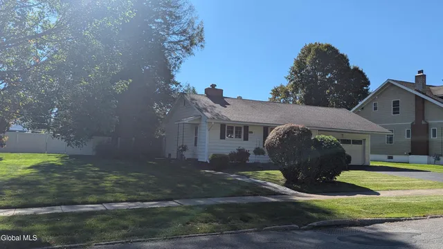 $295,000 | 18 1/2 South Park Drive, Gloversville, NY 12078