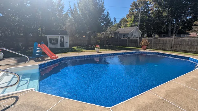 $295,000 | 18 1/2 South Park Drive, Gloversville, NY 12078