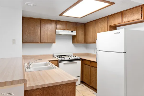 $119,900 | 3740 Desert Marina Drive, Unit 2, Laughlin, NV 89029