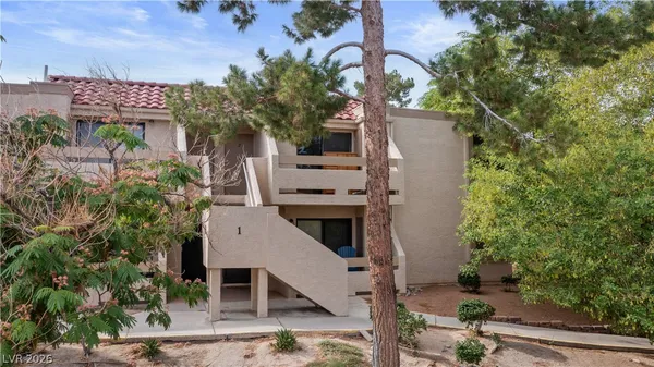 $119,900 | 3740 Desert Marina Drive, Unit 2, Laughlin, NV 89029