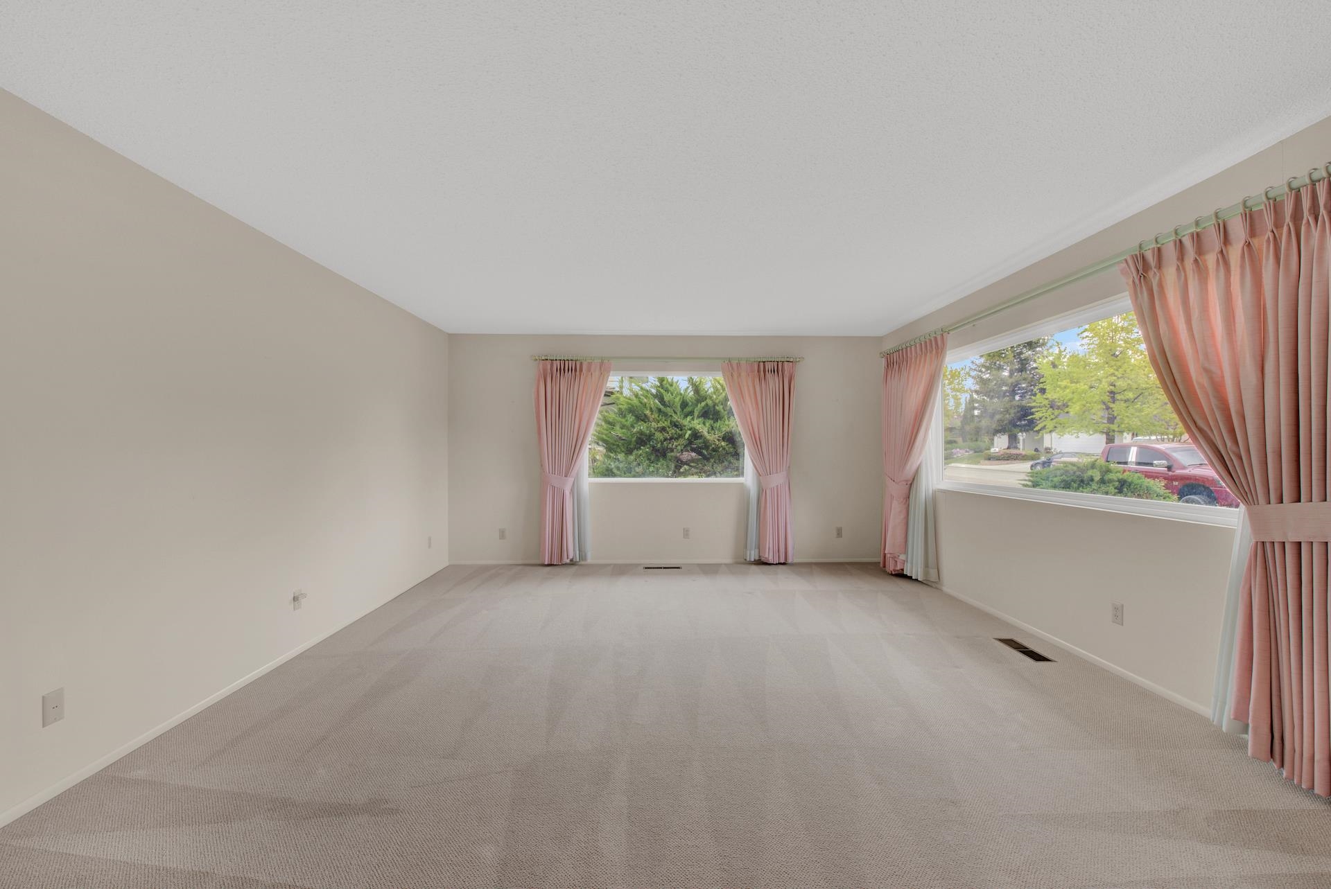 470 Stanmar Drive Corning, CA 96021 - Photo 13 of 69