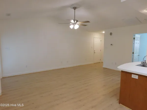 $1,500 | 208 Tobiano Drive, New Bern, NC 28562