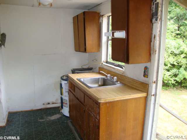 11531 Cosby Mill Road New Kent, VA 23124 - Photo 3 of 6 Kitchen