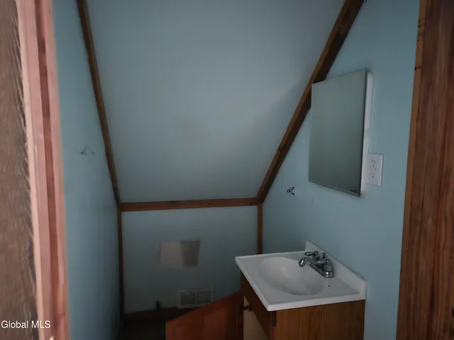 $119,900 | 6285 Highway 29, Oppenheim, NY 13452