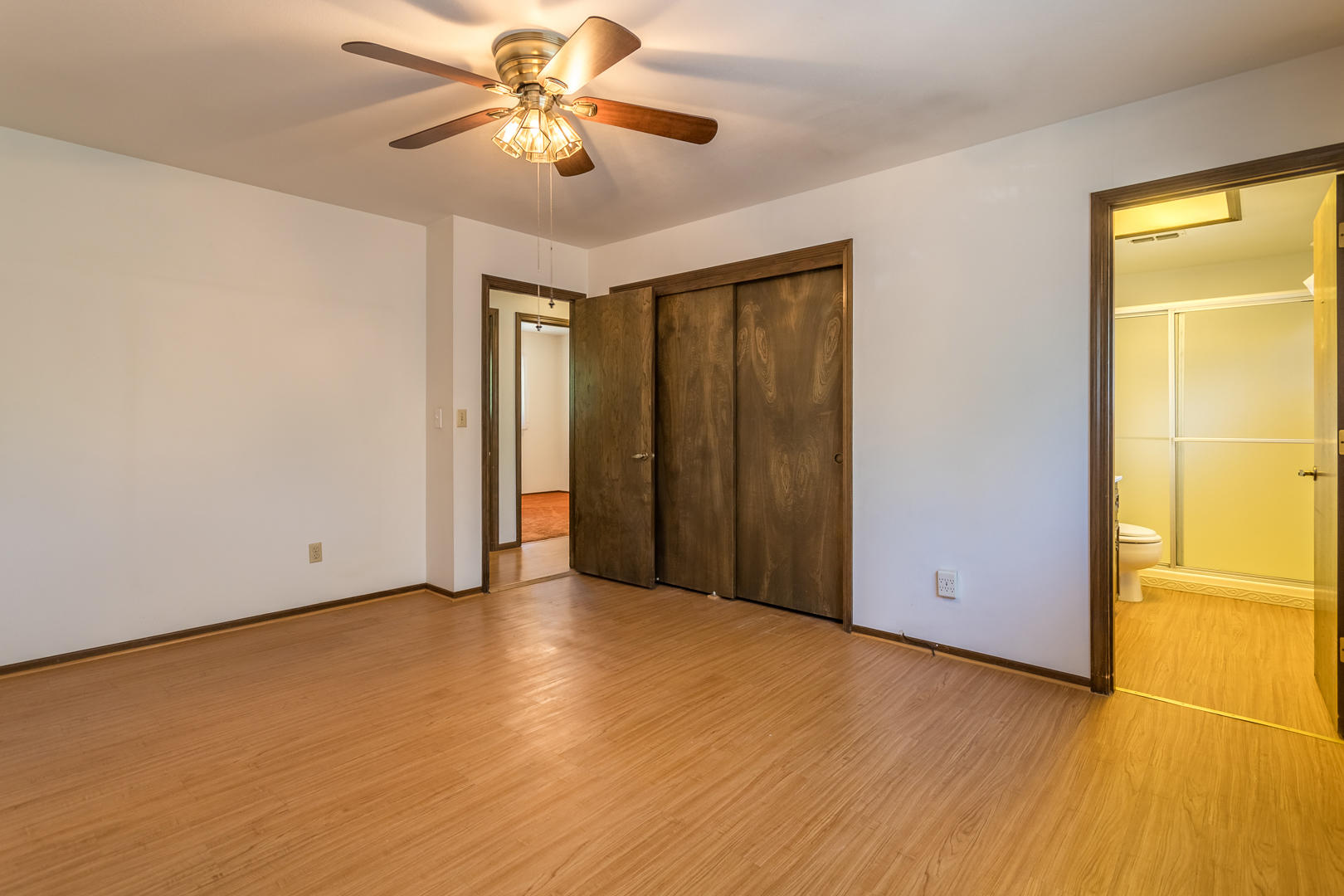 1196 Ruthie Lane Redding, CA 96002 - Photo 9 of 21 35 master
