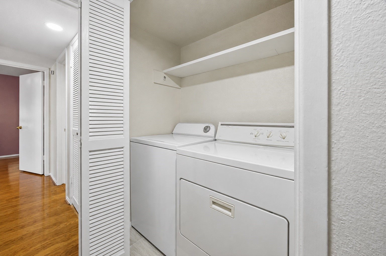 2238 South Piney Point Road, Unit 109 Houston, TX 77063 - Photo 7 of 21