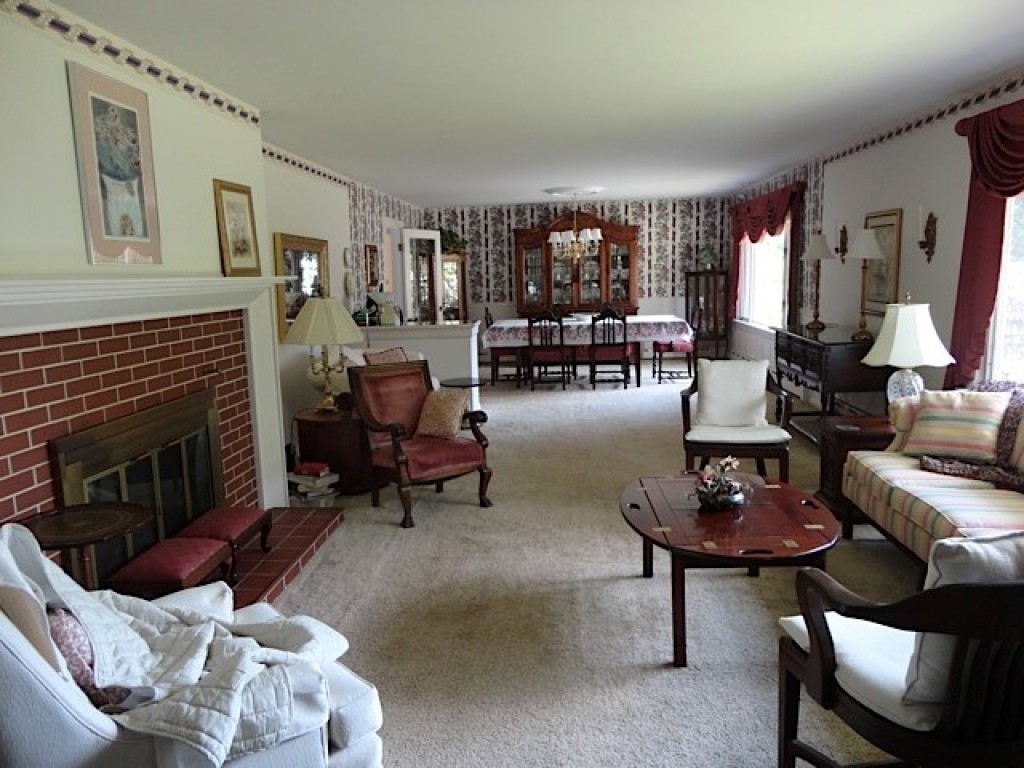 100 Robinson Road Nashua, NH 03060 - Photo 22 of 35