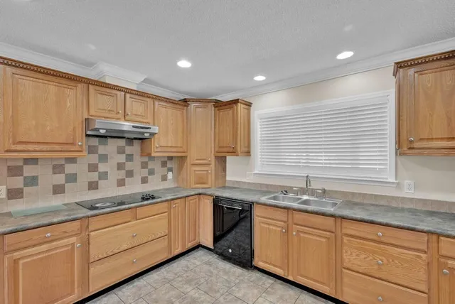 $179,900 | 336 Charis Drive, Stonewall, LA 71078