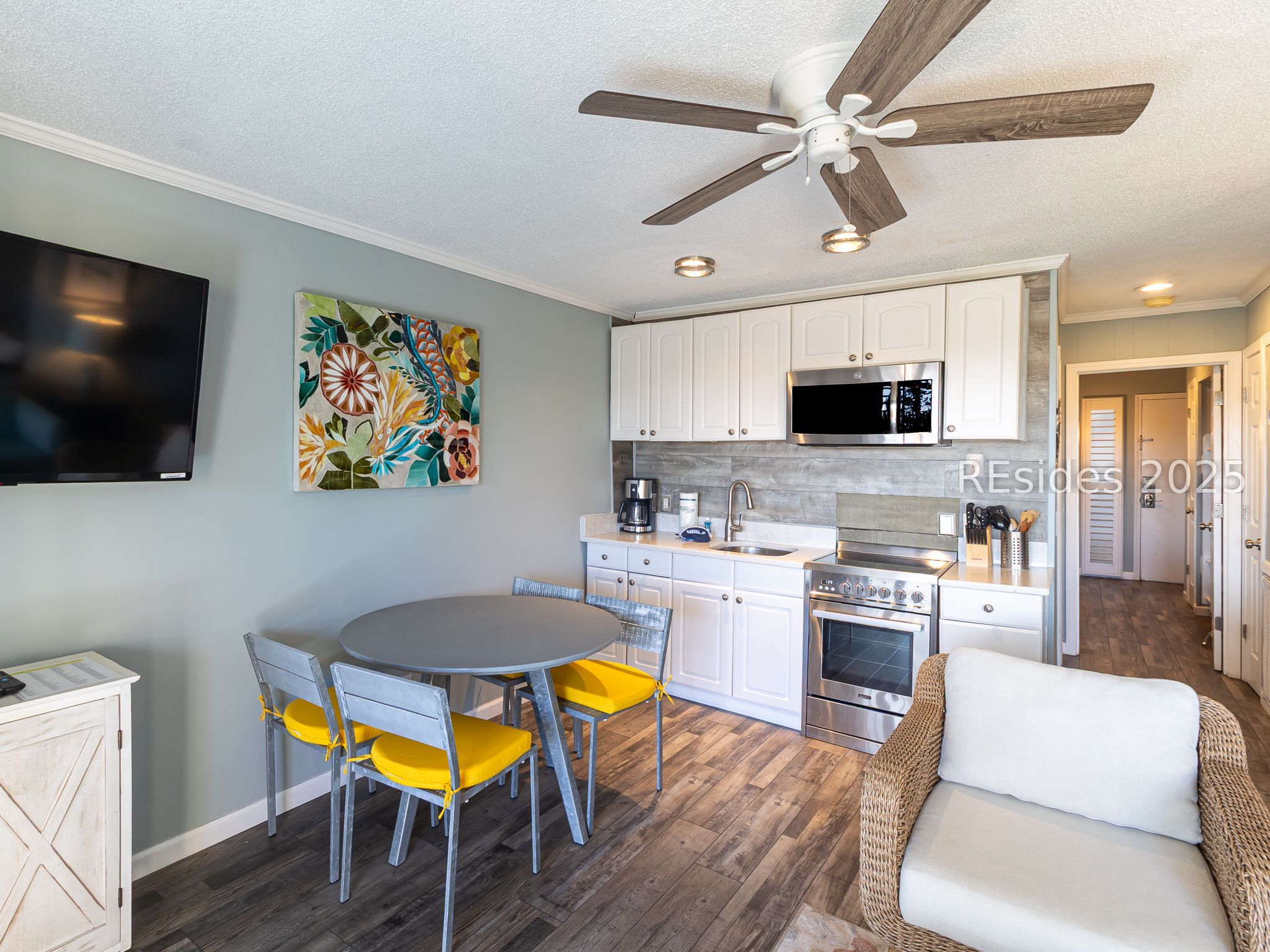 40 Folly Field Road, Unit C131 Hilton Head Island, SC 29928 - Photo 9 of 37