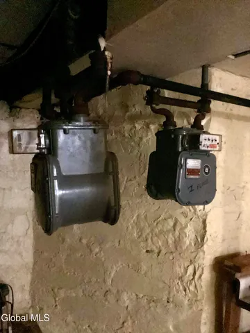 $320,000 | 467 Cedar Street, Schenectady, NY 12306