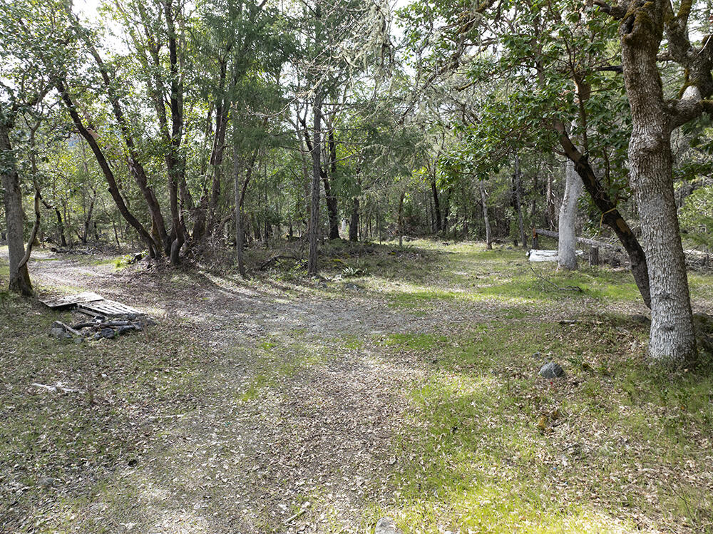 15150 Water Gap Road Williams, OR 97544 - Photo 40 of 53 46