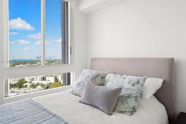 $18,000 | 781 Crandon Boulevard, Unit 1802, Key Biscayne, FL 33149