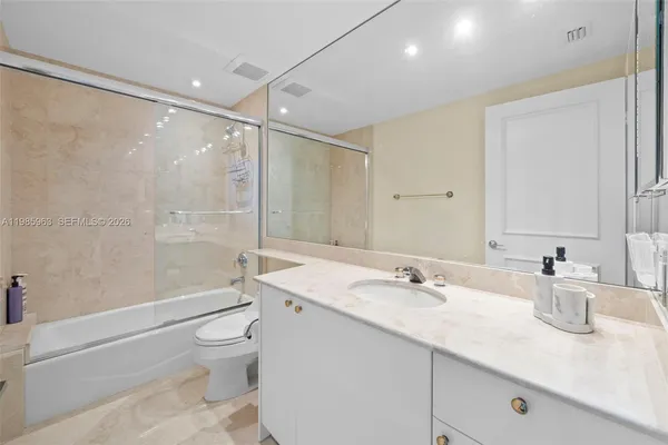 $18,000 | 781 Crandon Boulevard, Unit 1802, Key Biscayne, FL 33149
