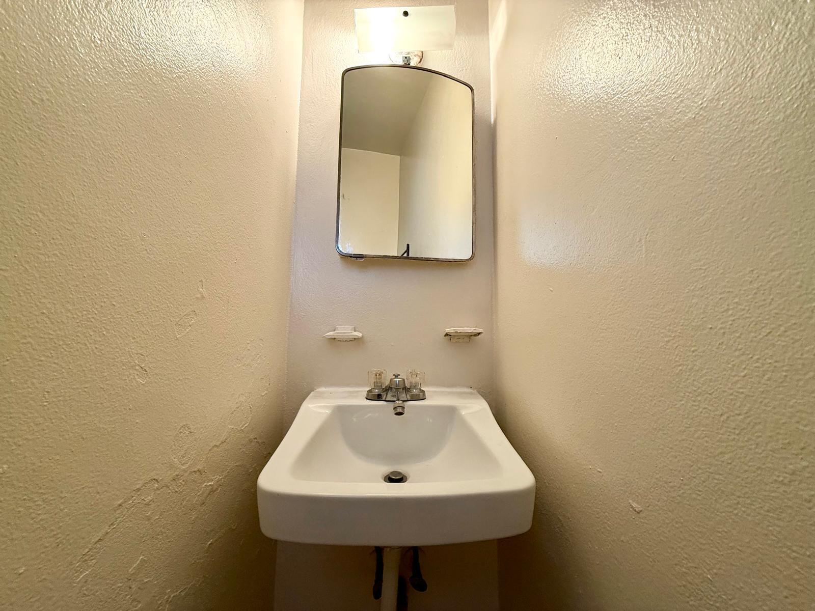 515 57th Street, Unit 6 West Palm Beach, FL 33407 - Photo 7 of 7 981414fd-d14b-44df-ba33-778c72737780