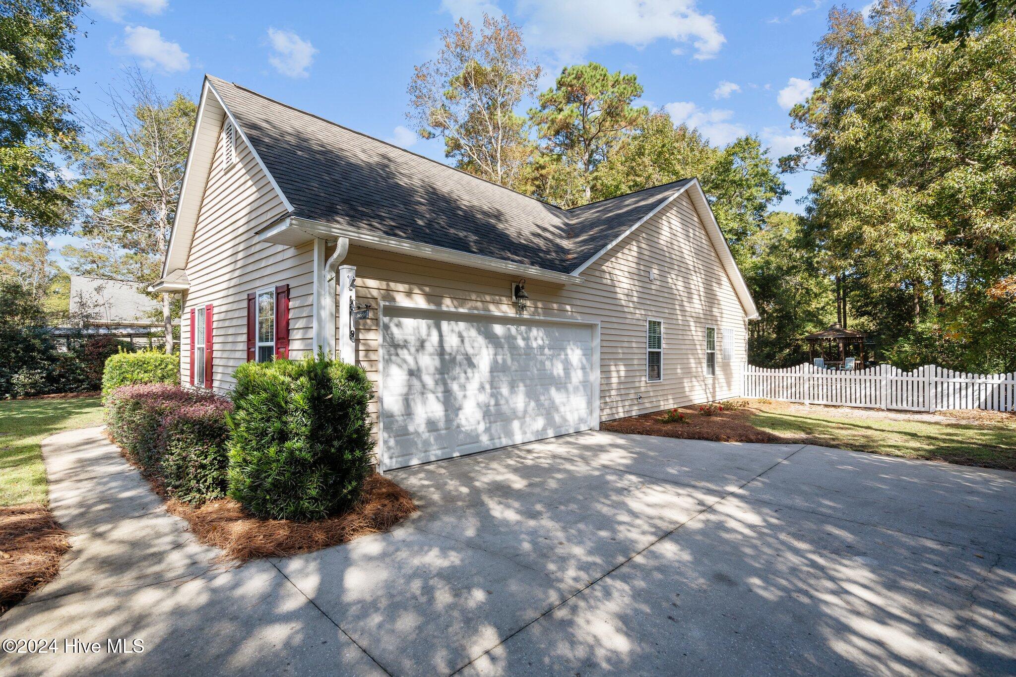 308 Kemper Road Hampstead, NC 28443 - Photo 26 of 32 18-web-or-mls-DSC02833