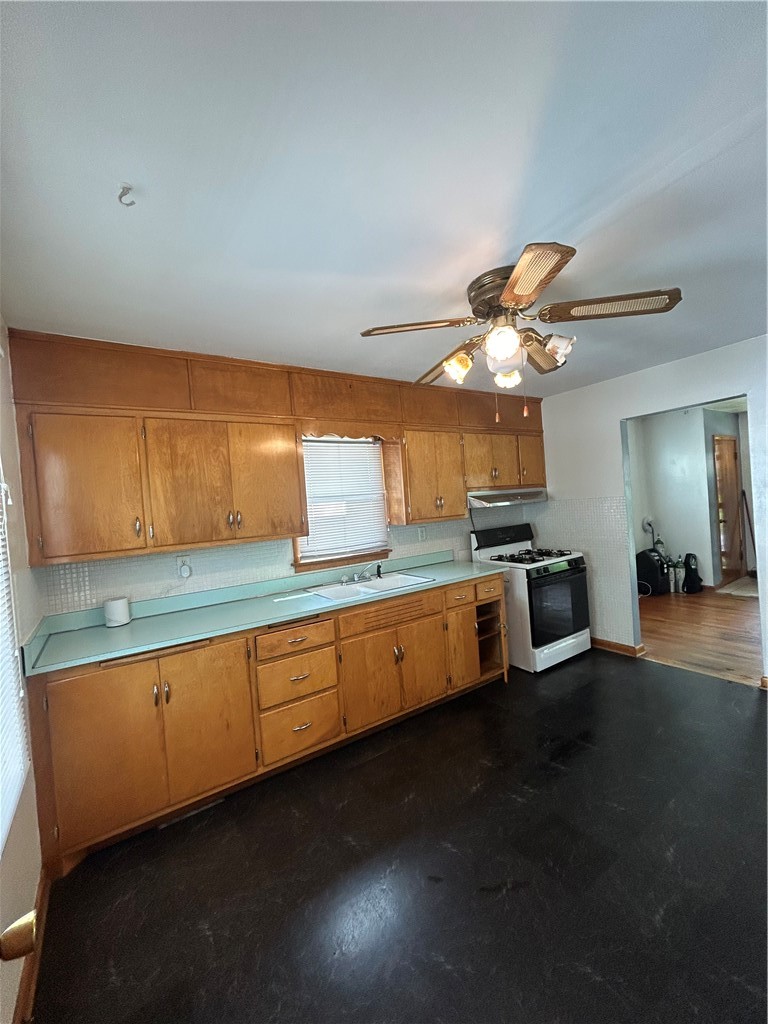 2464 North Maple Avenue Decatur, IL 62526 - Photo 10 of 27