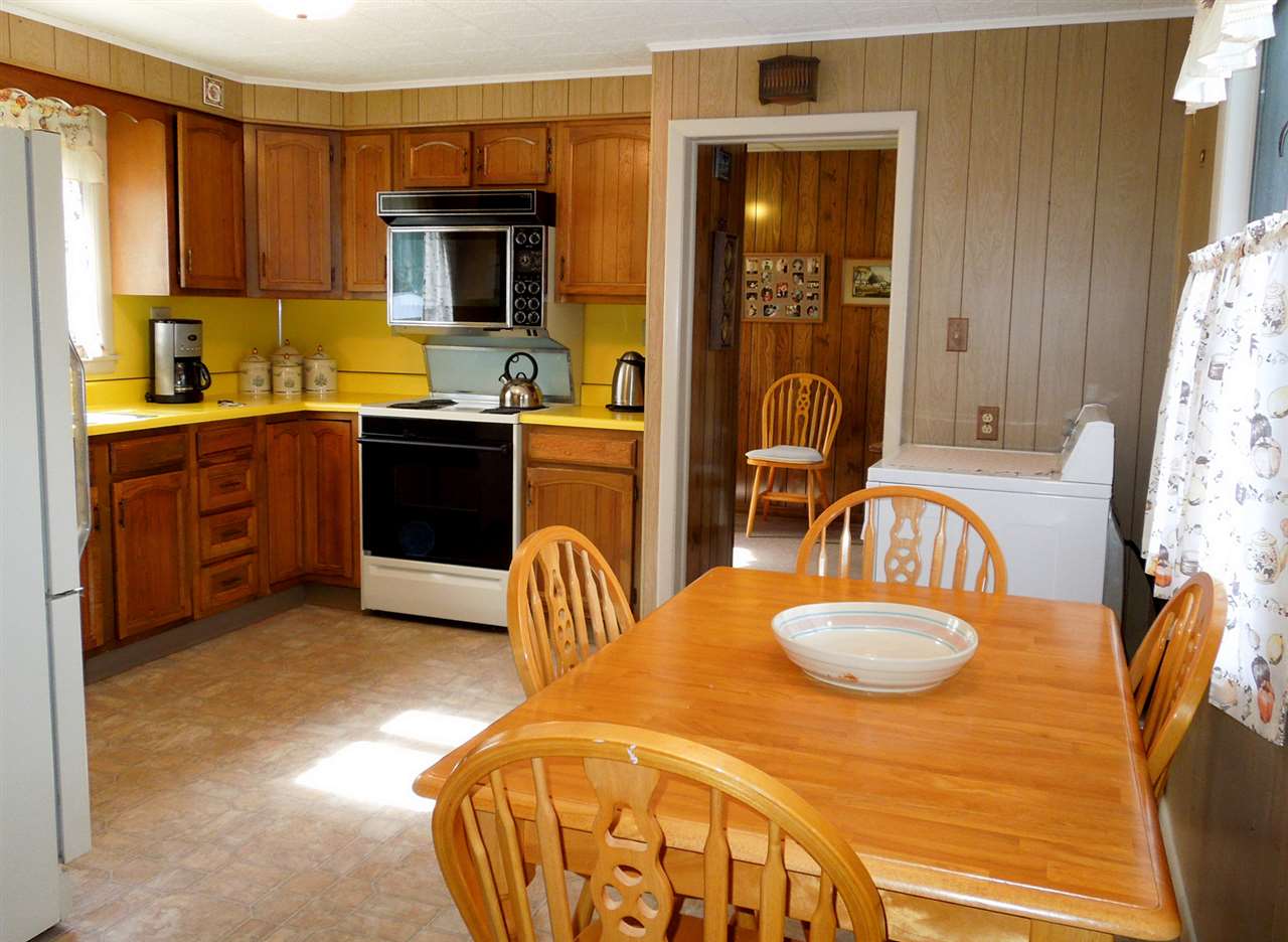 5 Florence Road Proctor, VT 05765 - Photo 4 of 15