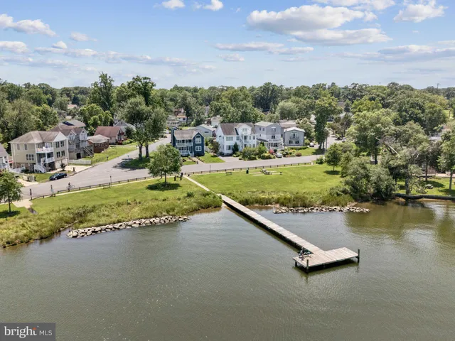 $3,100 | 418 Silver Run Road, Edgewater, MD 21037