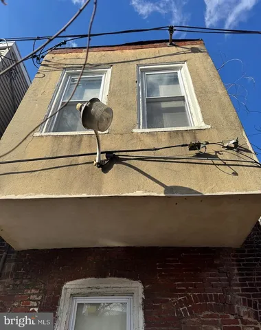 wooden floor in a empty room
