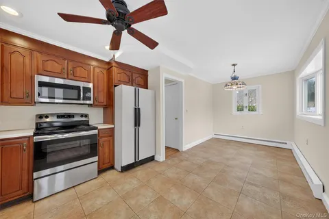 $419,900 | 31 Oneonta Road, Carmel, NY 10512