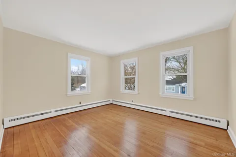 $419,900 | 31 Oneonta Road, Carmel, NY 10512