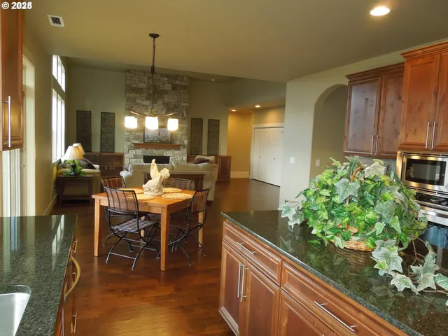 $1,029,900 | 4912 Northeast 132nd Circle, Vancouver, WA 98686