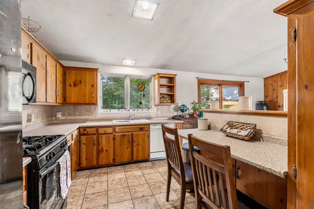 $379,900 | 9 Green Street, Sanford, ME 04083