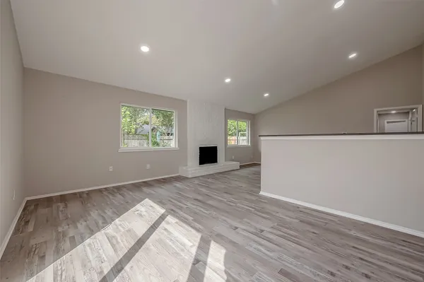 $1,900 | 11522 Saulsworth Street, Houston, TX 77099