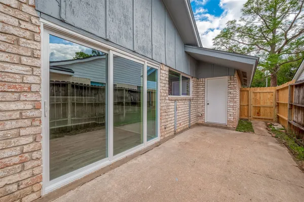 $1,900 | 11522 Saulsworth Street, Houston, TX 77099