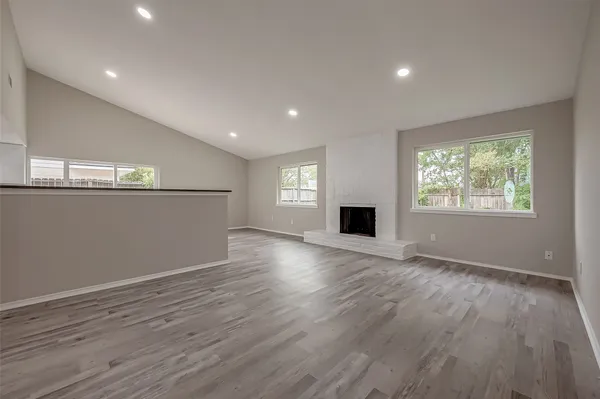 $1,900 | 11522 Saulsworth Street, Houston, TX 77099