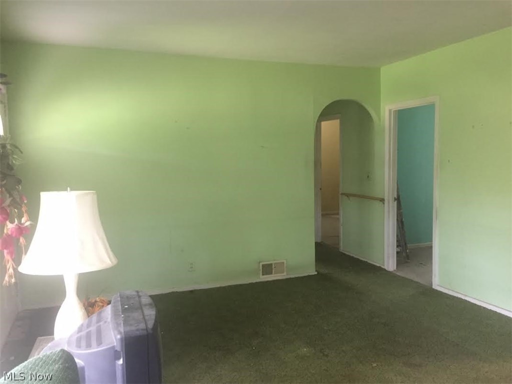2648 Rockefeller Road Wickliffe, OH 44092 - Photo 5 of 10 Gallery Image 5