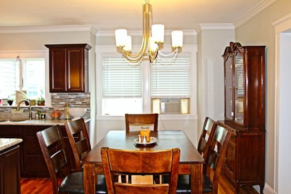 154 Court Road Winthrop, MA 02152 - Photo 4 of 19 Gallery Image 4