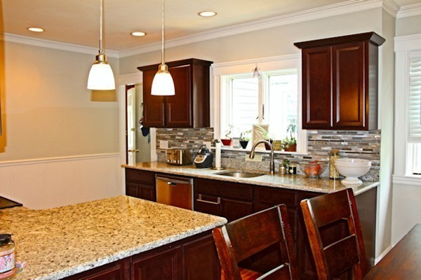 154 Court Road Winthrop, MA 02152 - Photo 6 of 19 Gallery Image 6