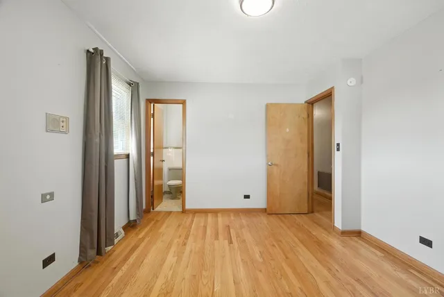 a view of a room with an empty space