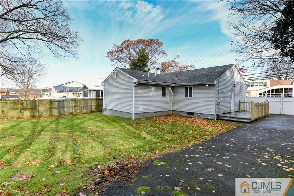 7 Robertsville Road Freehold, NJ 07728 - Photo 23 of 25 Gallery Image 23