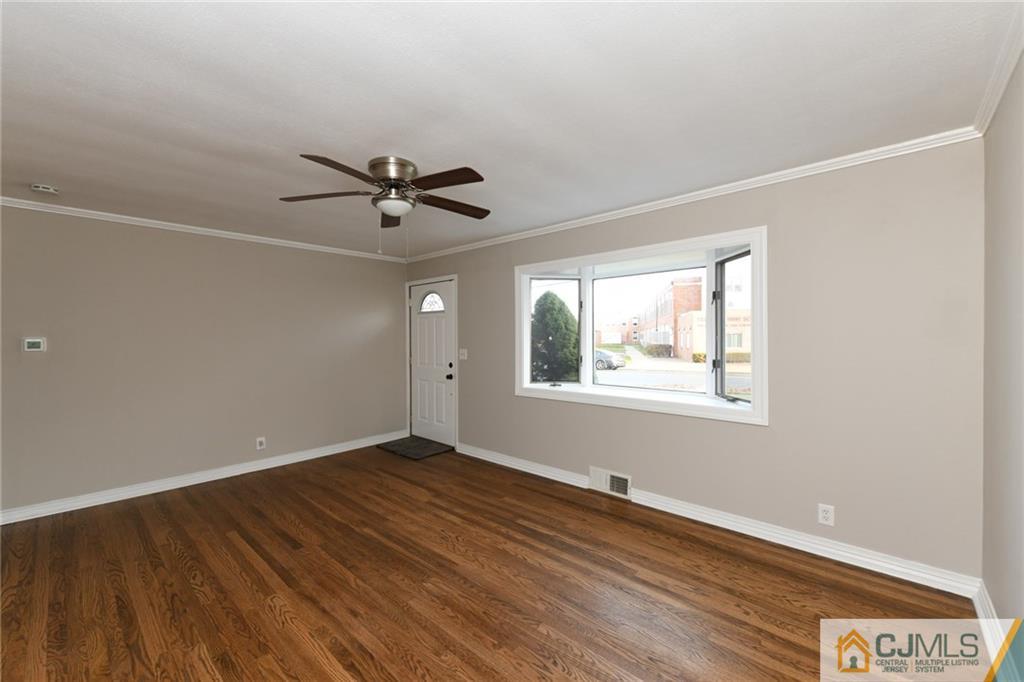 7 Robertsville Road Freehold, NJ 07728 - Photo 5 of 25 Gallery Image 5