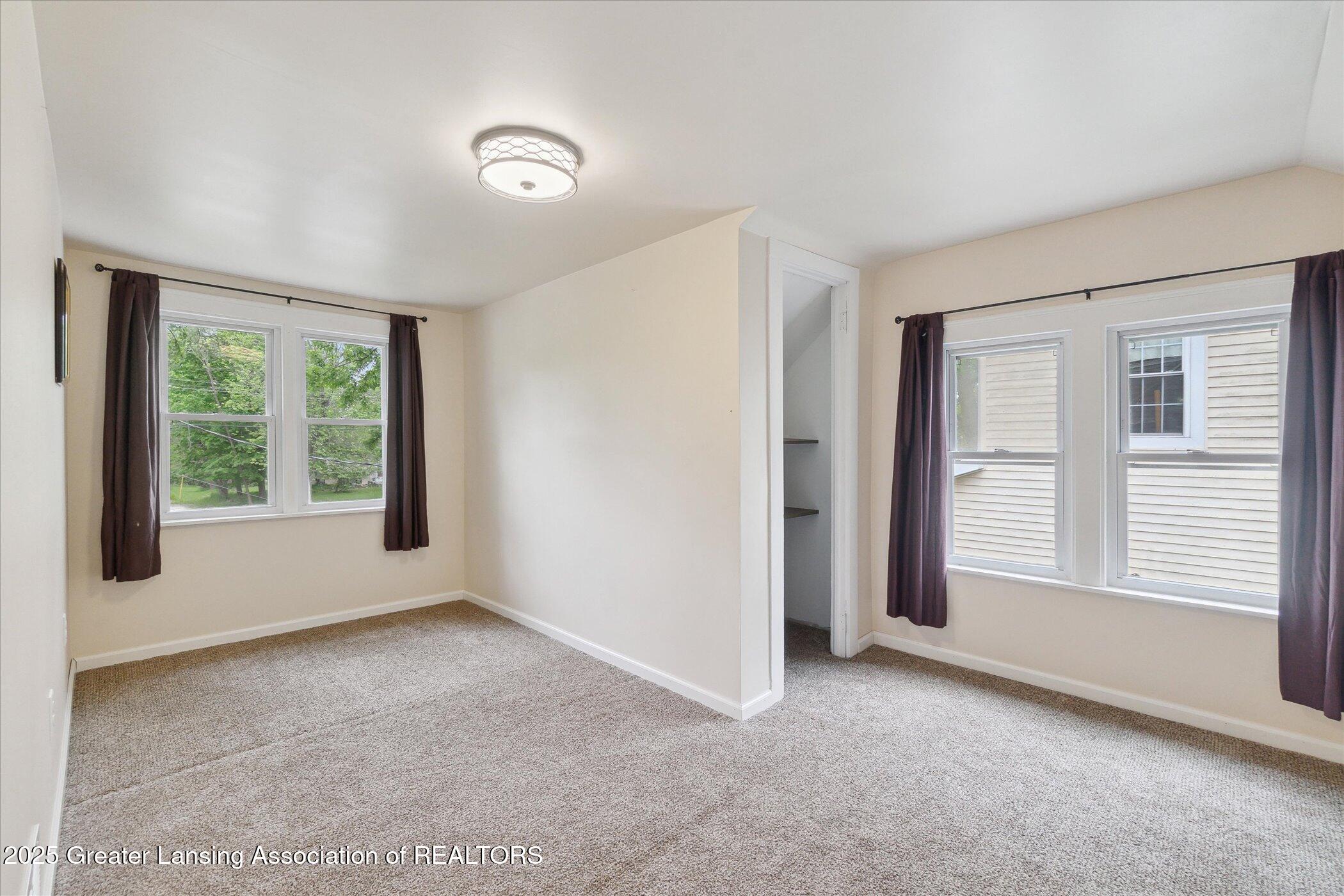 5104 Old Lansing Road Lansing, MI 48917 - Photo 19 of 31 17-5104-Old-Lansing-Rd-Lansing-MI-48917-