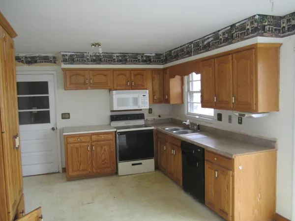 $125,000 | 804 Canterbury Drive, Sturgis, MI 49091