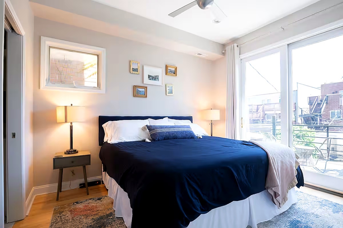 1427 North Mohawk Street Chicago, IL 60610 - Photo 47 of 54 a bedroom with a bed and a window