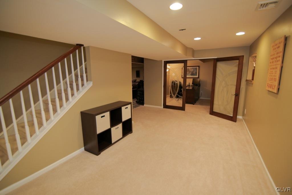 4146 Walter Road Bethlehem, PA 18020 - Photo 22 of 32 Gallery Image 22