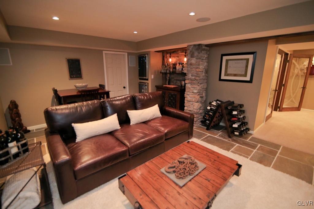 4146 Walter Road Bethlehem, PA 18020 - Photo 26 of 32 Gallery Image 26