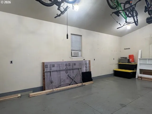 $355,000 | 234 Little Valley Road, Roseburg, OR 97471