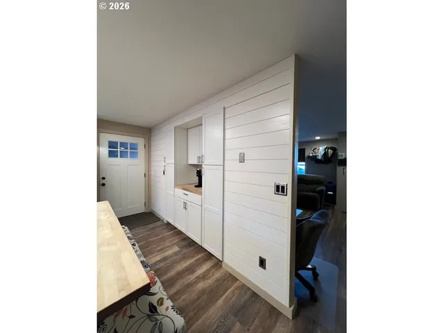 $355,000 | 234 Little Valley Road, Roseburg, OR 97471