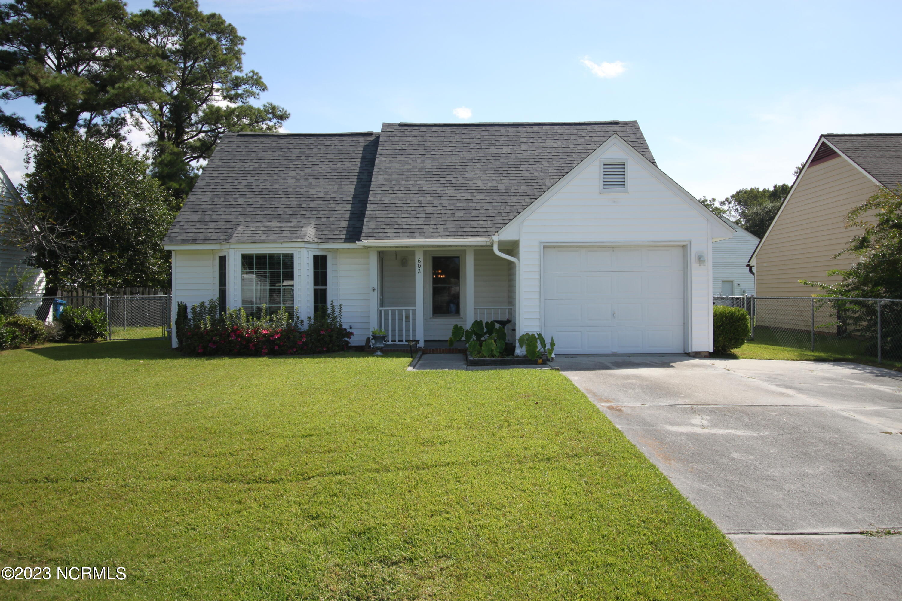602 North Gate Road Morehead City, NC 28557 - Photo 1 of 23 IMG_3266