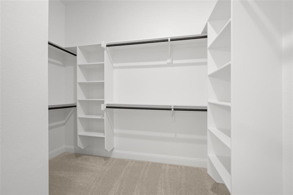 4017 Alpine Street Midlothian, TX 76065 - Photo 27 of 31 4017 Alpine Primary Closet1
