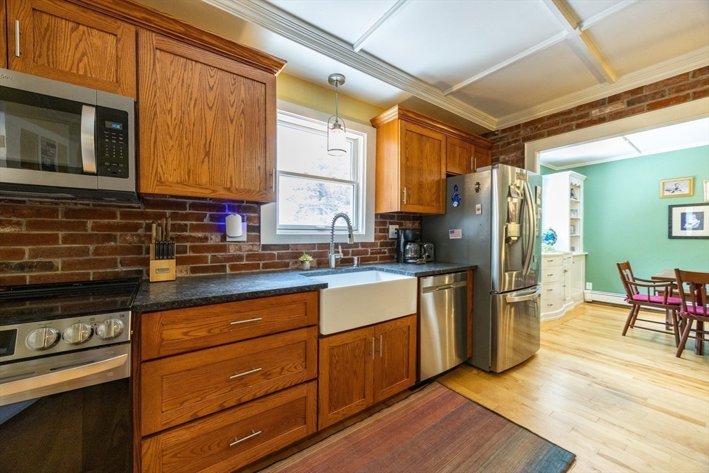 36 Ruggles Street Franklin, MA 02038 - Photo 20 of 42 Gallery Image 20