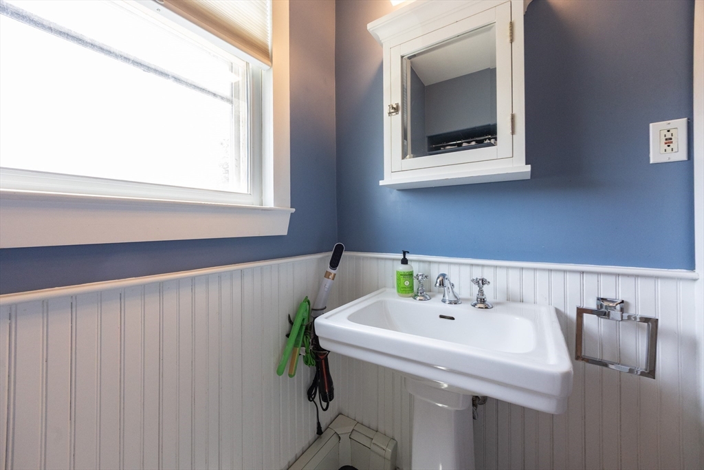 36 Ruggles Street Franklin, MA 02038 - Photo 33 of 42 Gallery Image 33