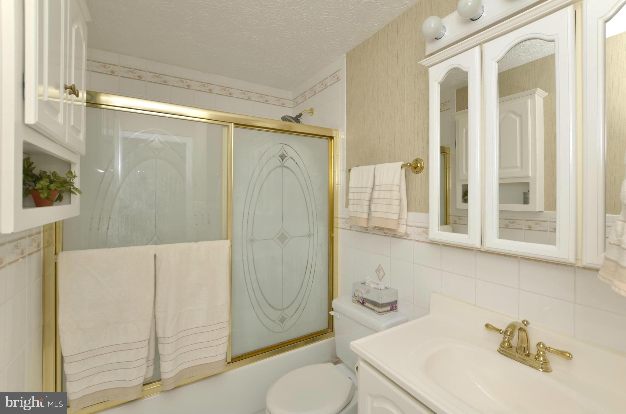 34 Yew Road Baltimore, MD 21221 - Photo 14 of 30 Bath