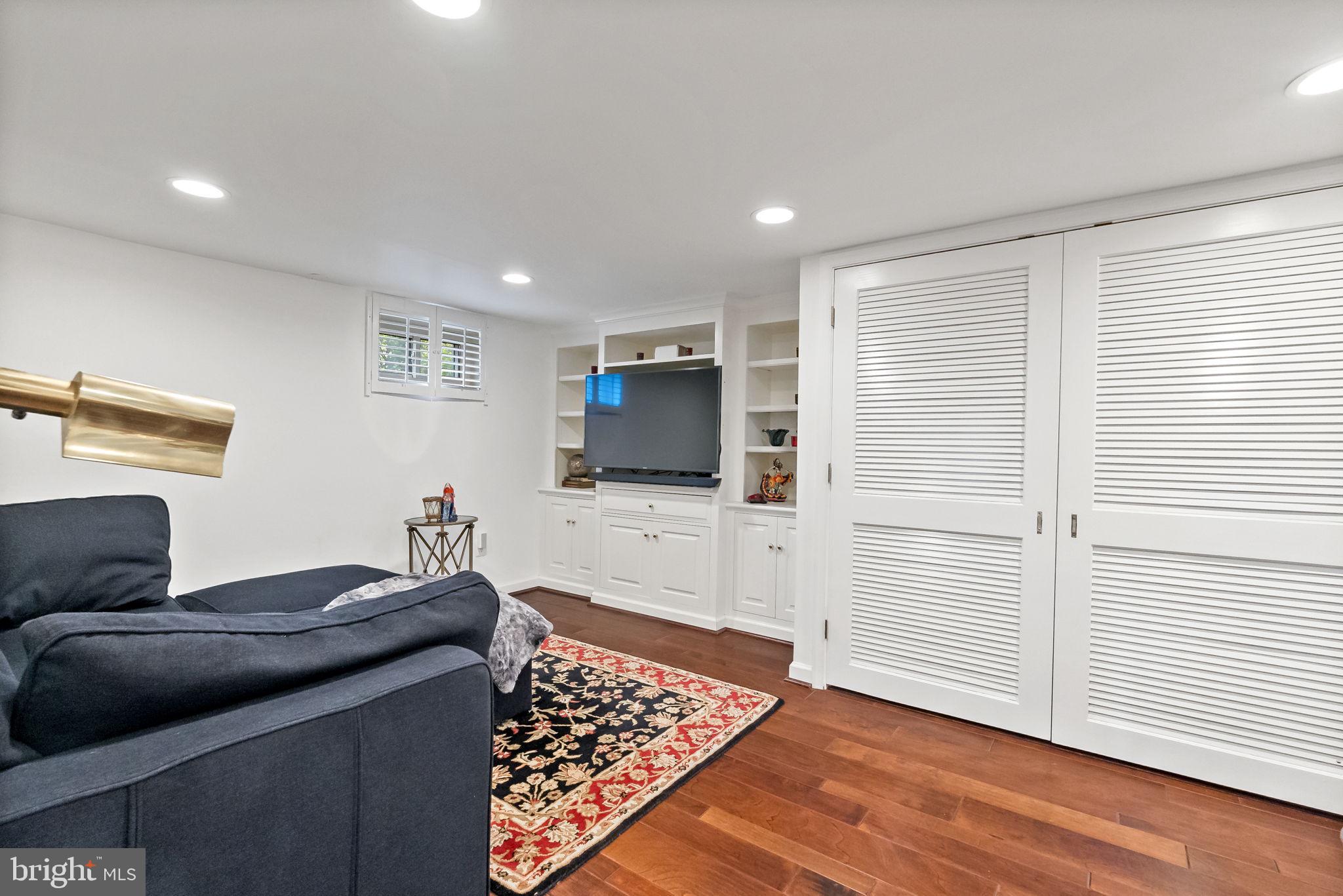 1206 West Braddock Road Alexandria, VA 22302 - Photo 32 of 41 Gallery Image 32