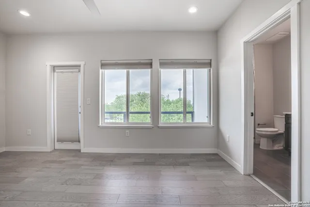 $369,500 | 1226 Wyoming Street, Unit 102, San Antonio, TX 78203